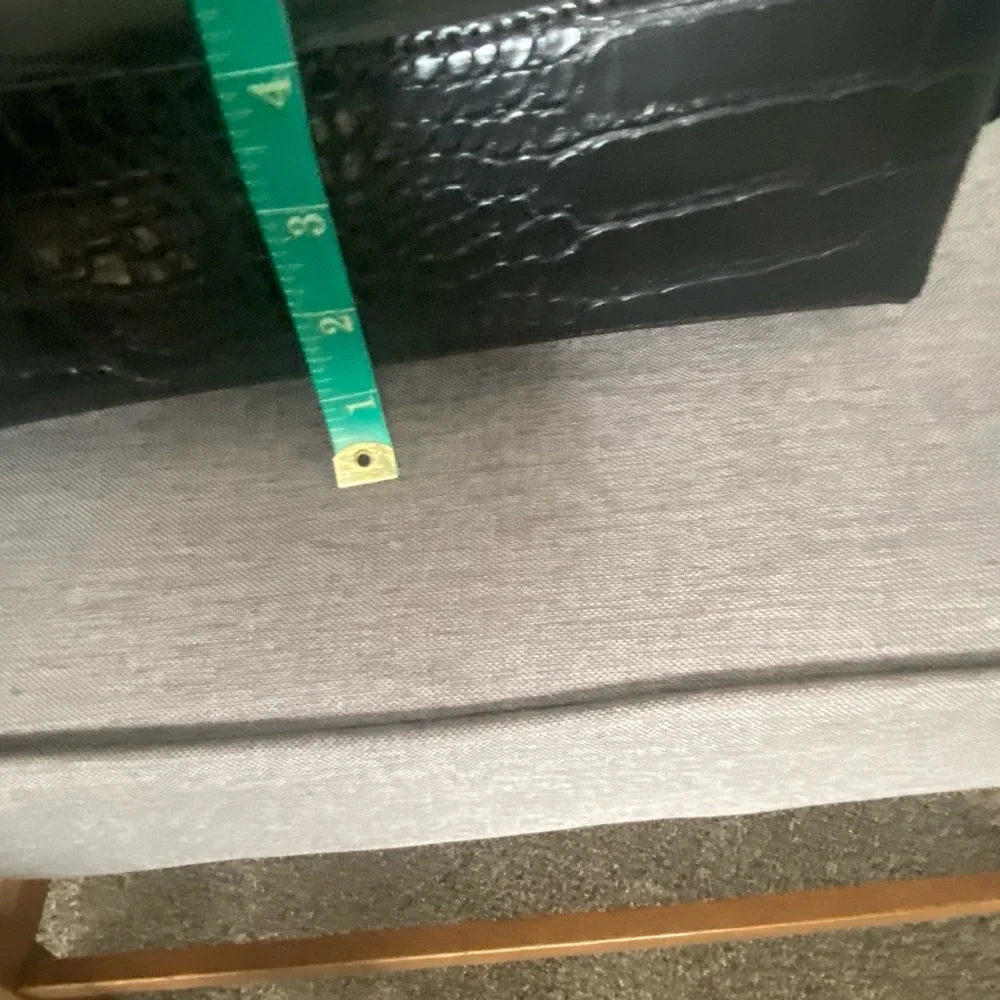 Aldo Black Crocodile-Embossed Shoulder Bag - Picture 6 of 8